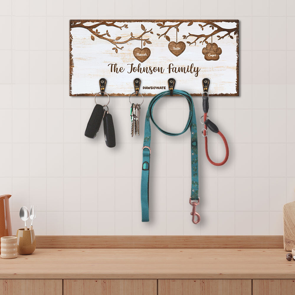 Personalized Family Tree Custom Wooden Key Holder - Ideal Gift for Pet Lovers