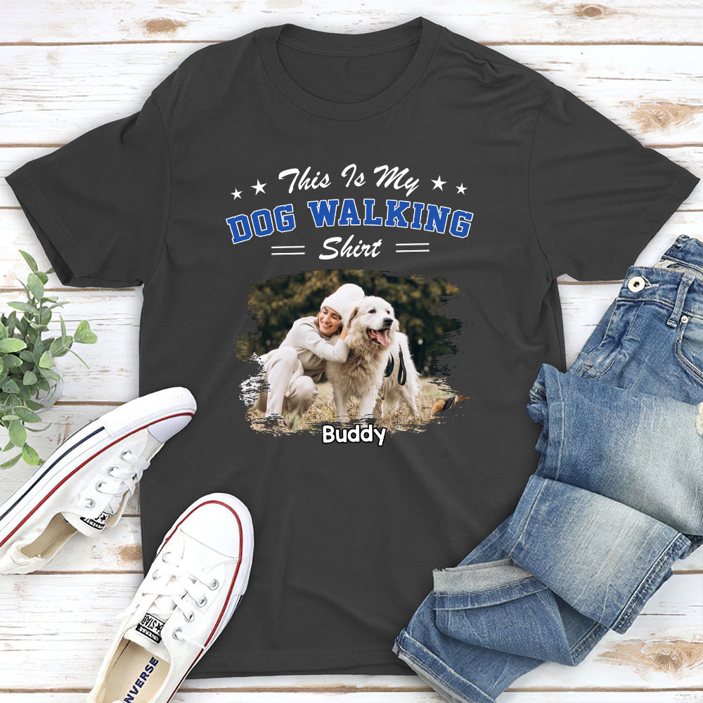 Customizable Unisex Dog Walking T-shirt - Ideal Gift for Pet Enthusiasts