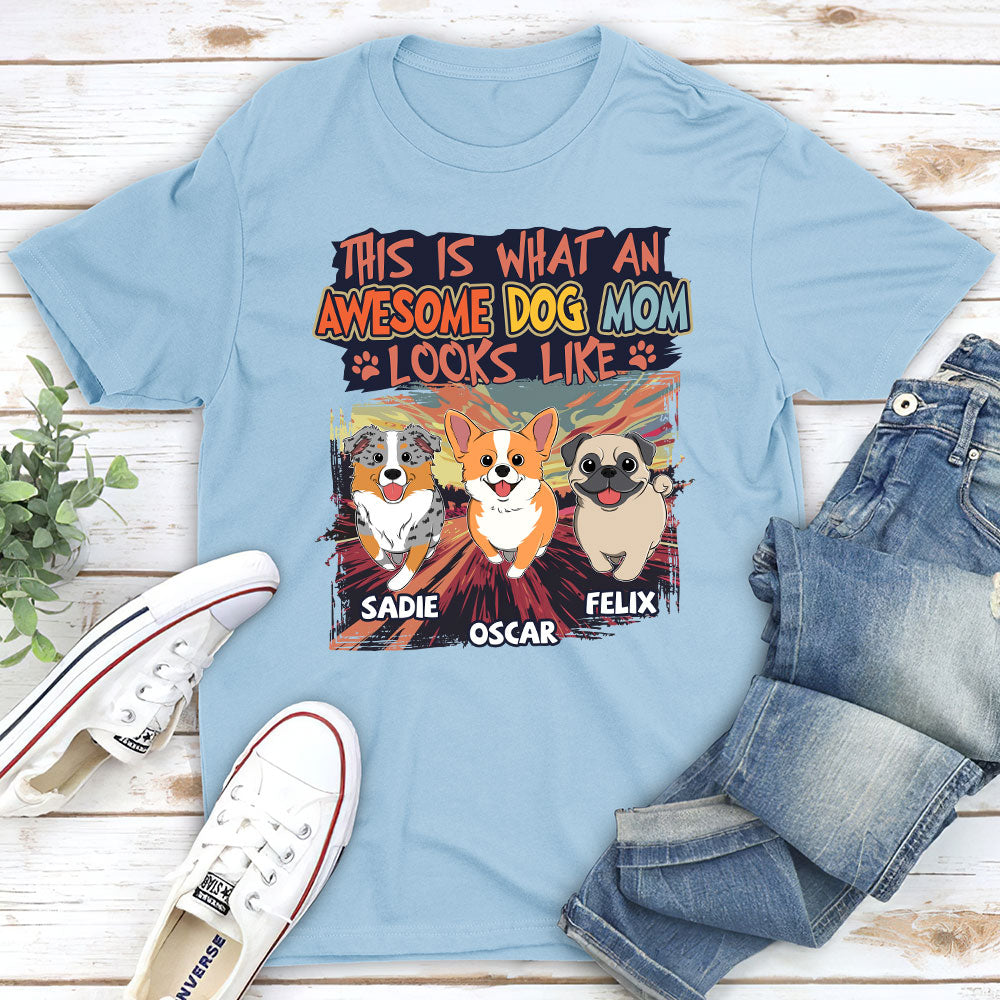 Personalized Custom Unisex 'Awesome Dog Mom' T-shirt - Ideal Gift for Pet Lovers