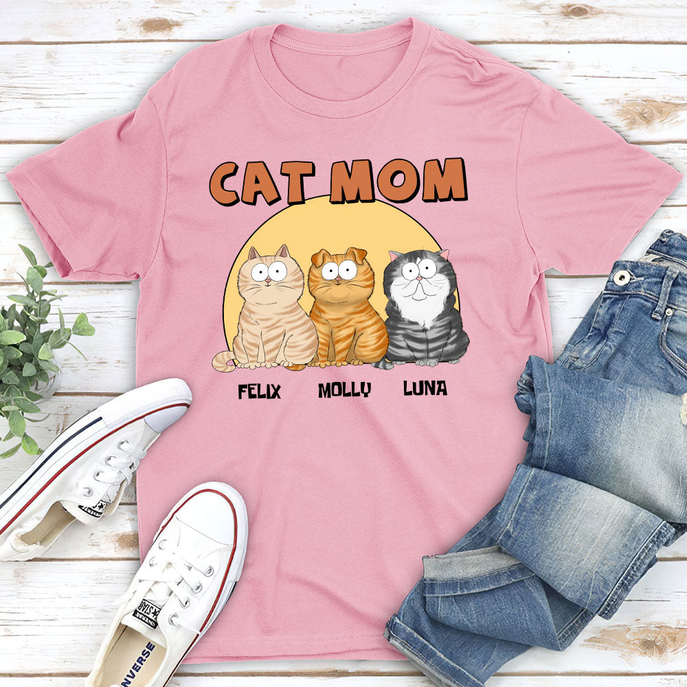 Customizable Cat Mom Circle Unisex T-shirt - Ideal Gift for Pet Lovers