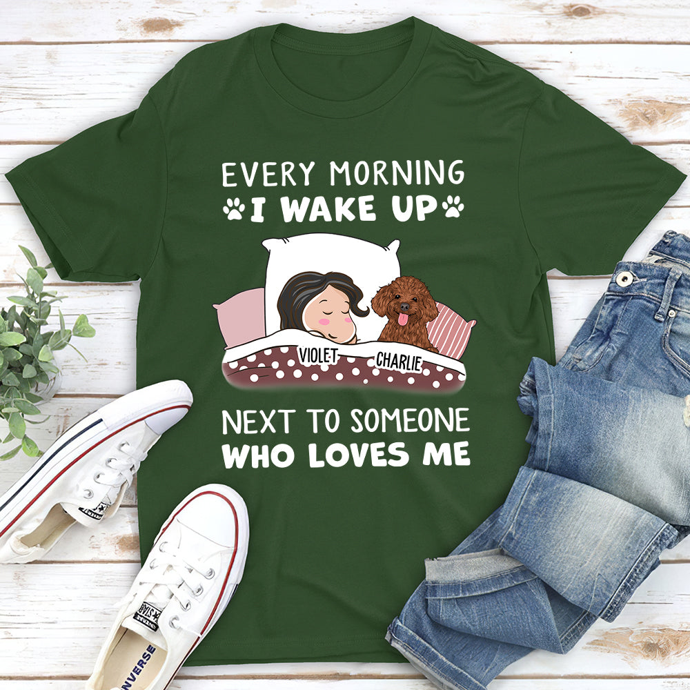 Personalized Unisex 'Someone Loves Me' T-shirt - Ideal Gift for Pet Lovers