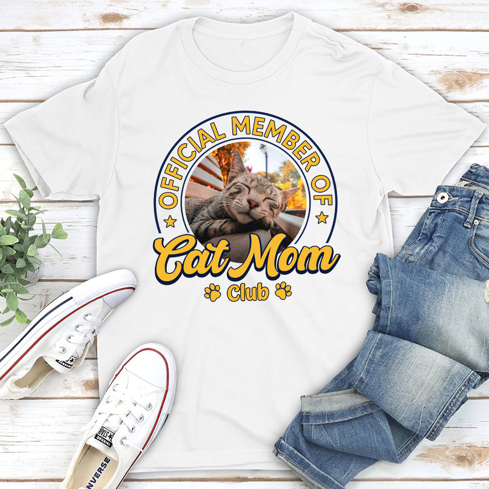 Personalized Custom Unisex 'Member Of Cat Mom Club' Photo T-shirt - Ideal Gift for Pet Lovers