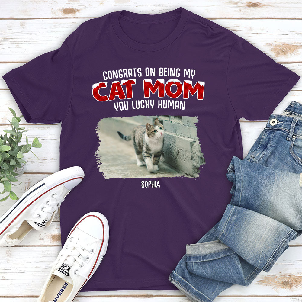 Personalized Lucky Cat Servant Unisex T - shirt: Ideal Gift for Pet Lovers