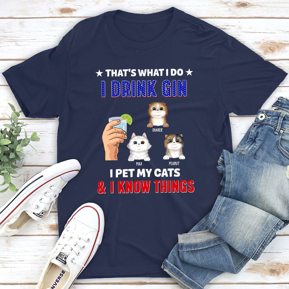 Personalized Unisex Pet Lover's T-shirt - Ideal Gift for Pet Enthusiasts