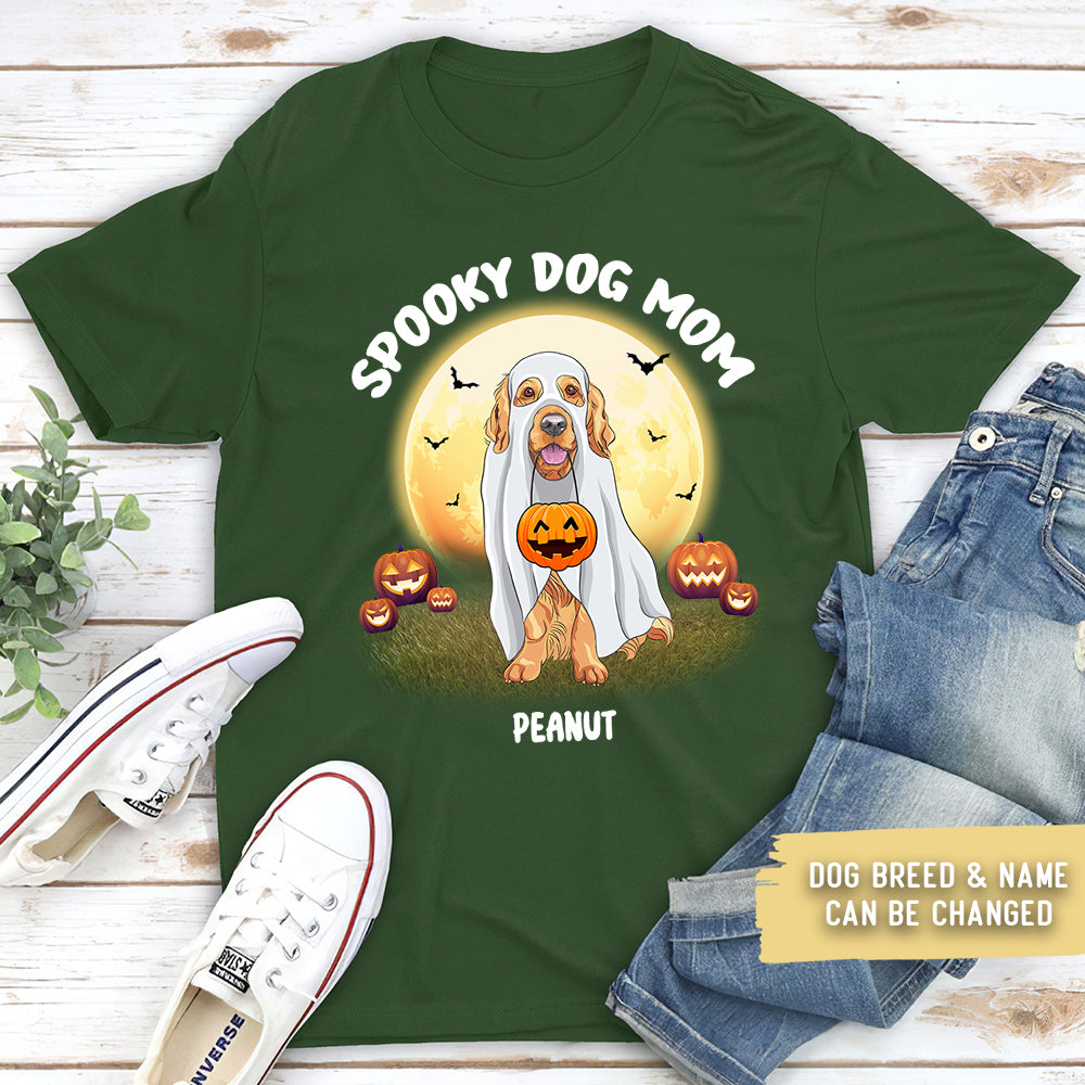 Spooky Personalized Unisex Dog Mom T-shirt - Ideal Gift for Pet Lovers