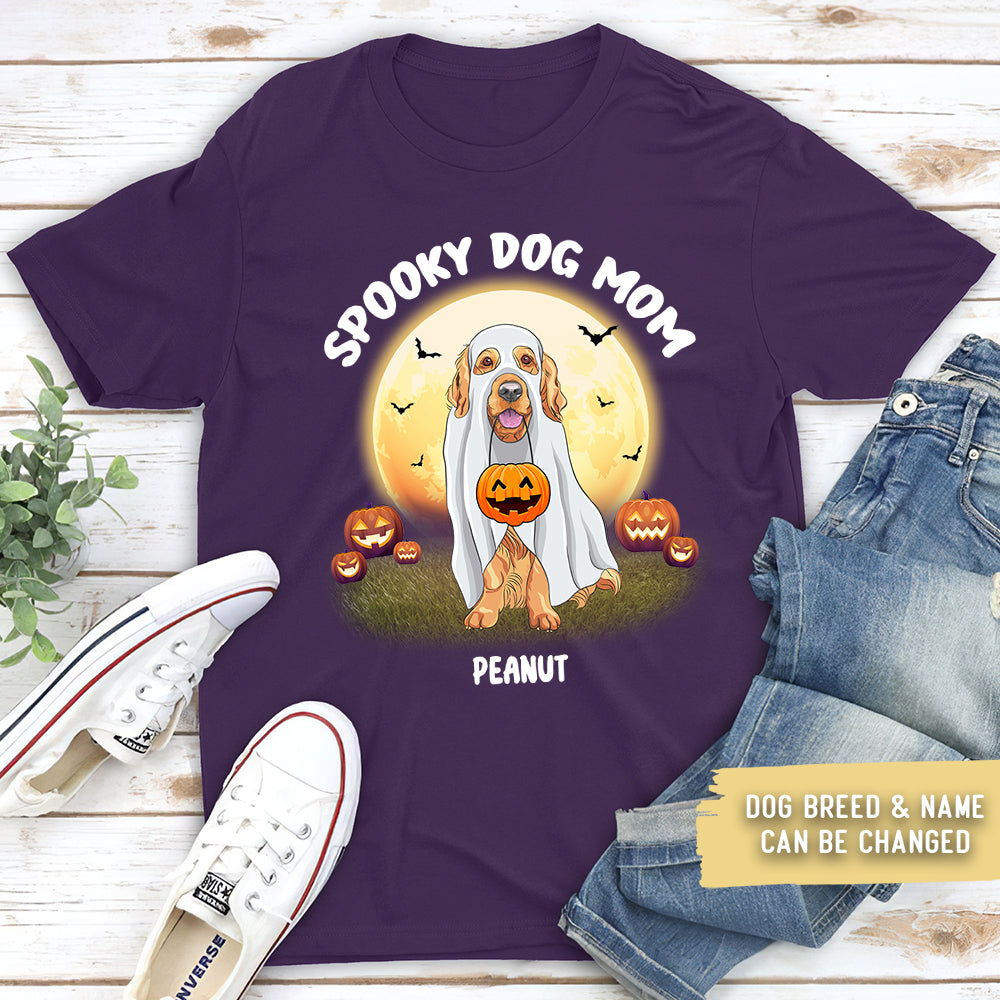 Spooky Personalized Unisex Dog Mom T-shirt - Ideal Gift for Pet Lovers