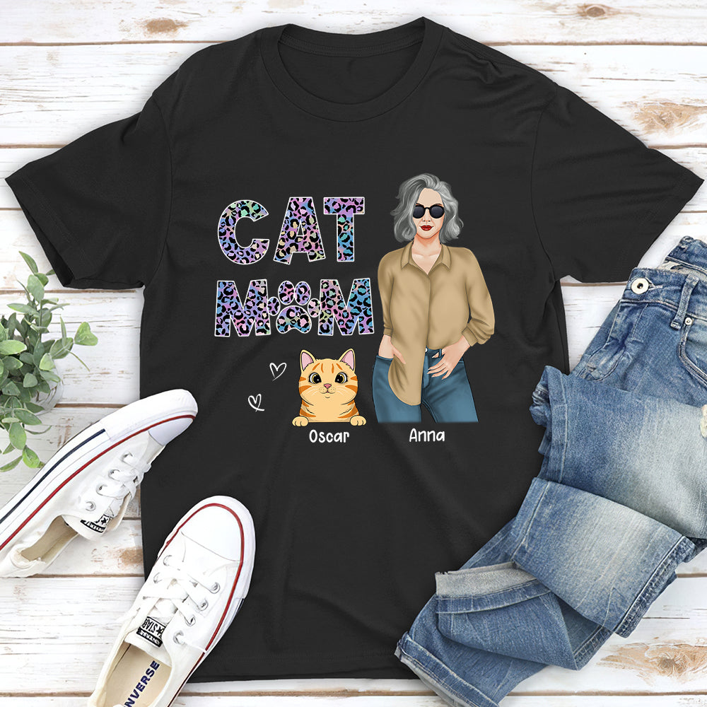Personalized Cat Mom Pattern Unisex T-shirt - Ideal Gift for Pet Lovers