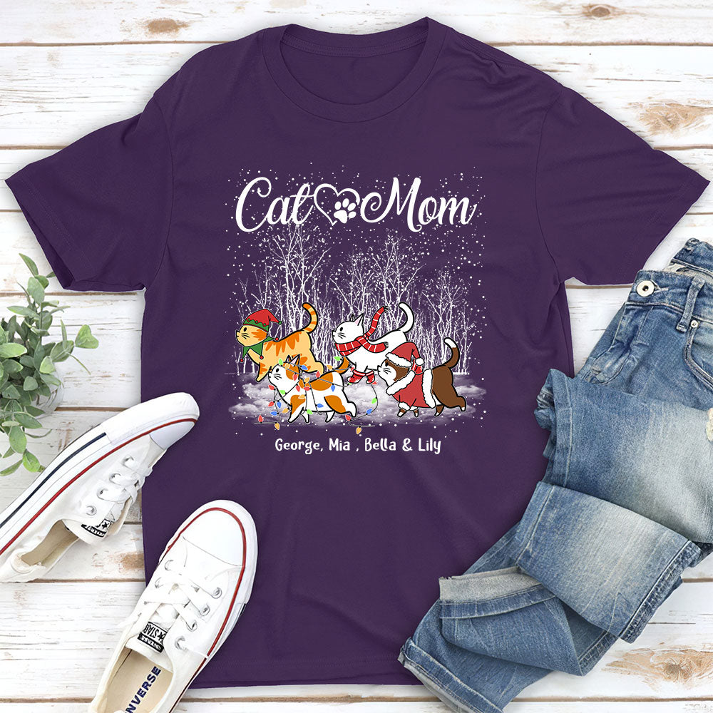 Customizable Cat Dad & Mom Unisex Snow T-shirt - Ideal Gift for Pet Lovers