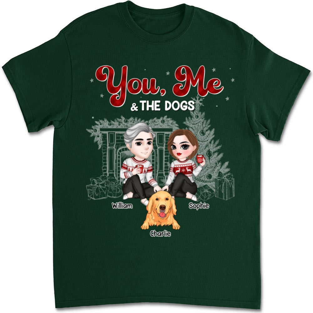 Personalized Couple and Dogs Christmas Unisex T-shirt - Ideal Gift for Pet Lovers
