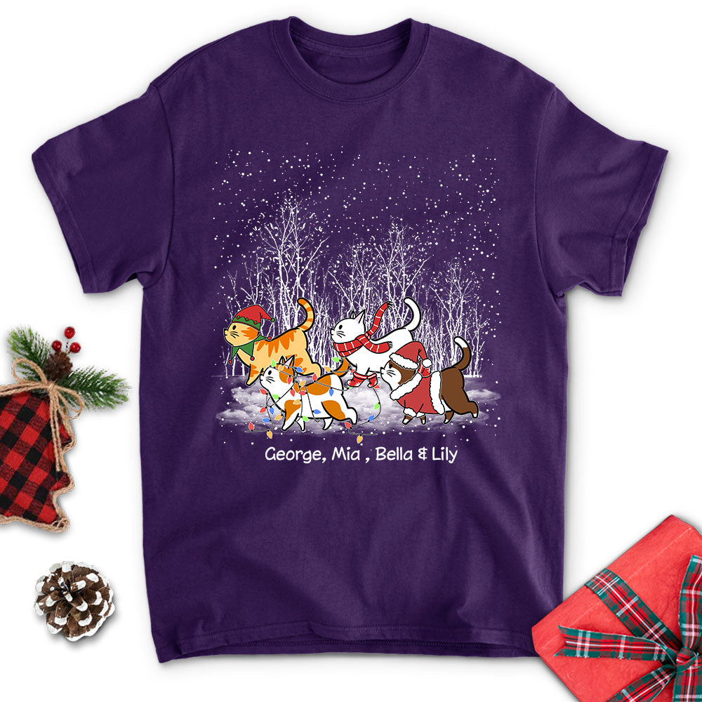Personalized Cat in Snow Unisex T-shirt - Ideal Gift for Pet Lovers