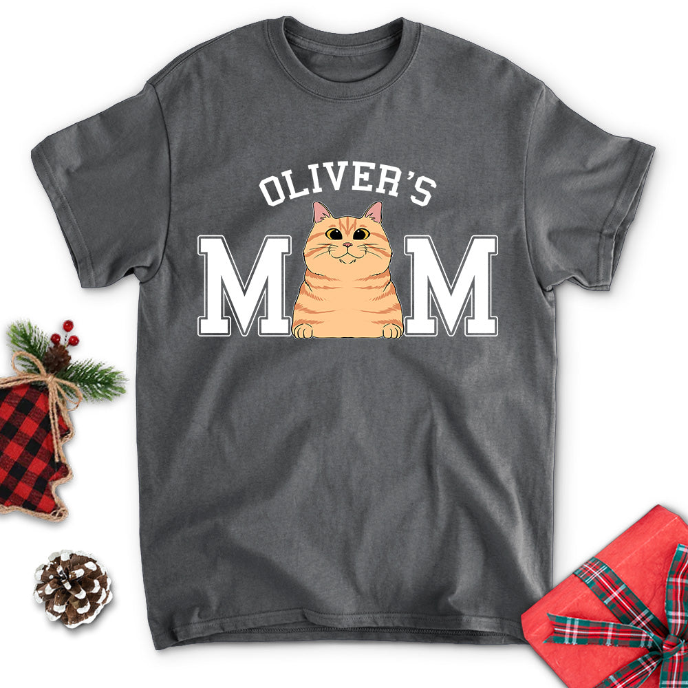 Personalized Custom Unisex Cat Mom/Dad Basic T-shirt - Ideal Gift for Pet Lovers