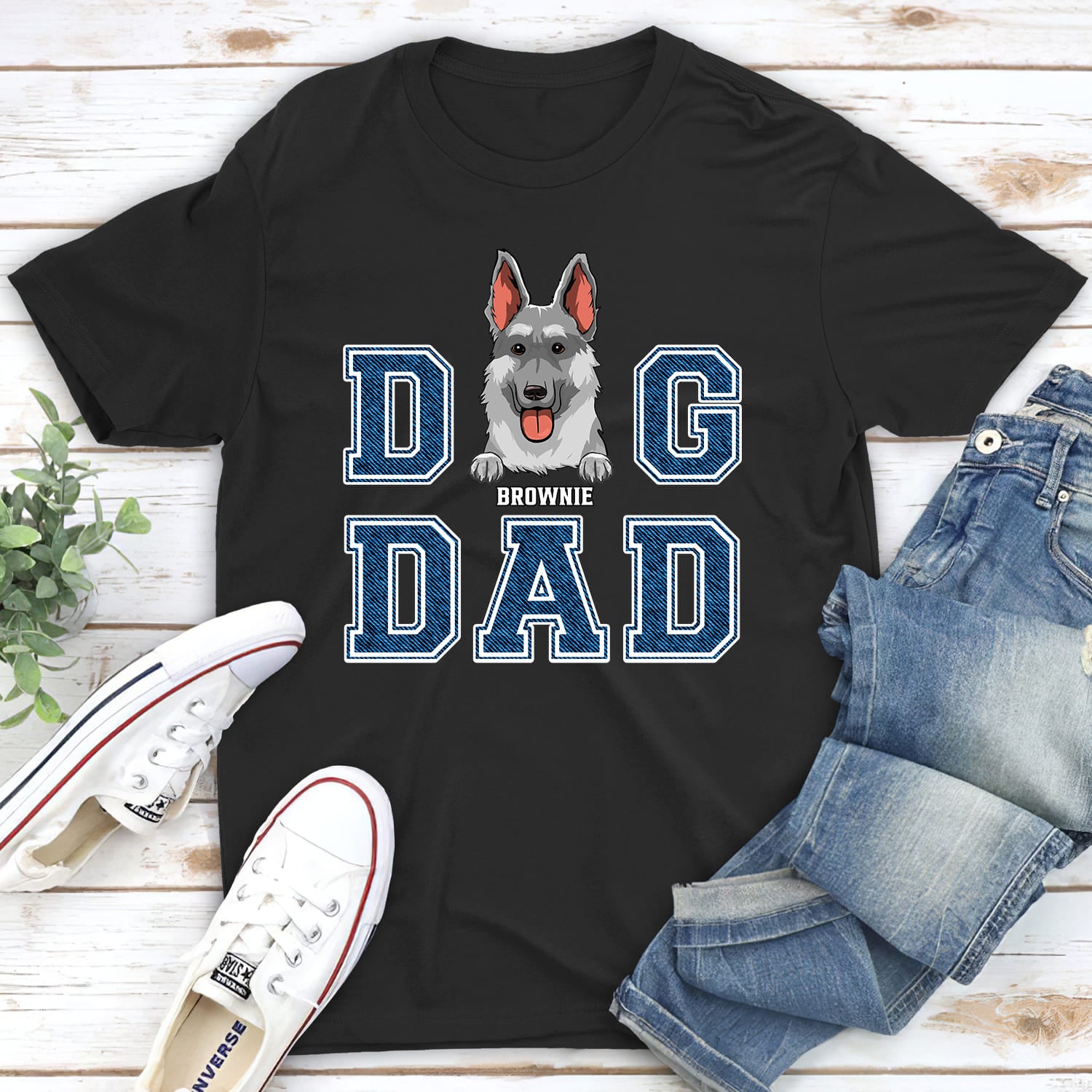 Customizable Unisex Dog Mom/Dad Basic Personalized T-shirt - Ideal Gift for Pet Lovers